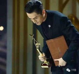 胡歌林依晨吃瓜群众